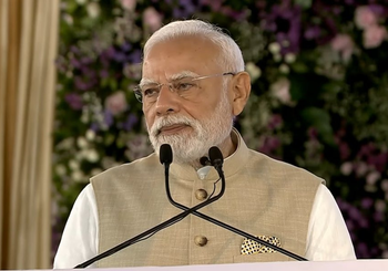 PM Modi Launches Hybrid Battery Production, EV Exports to 100 Nations from Gujarat