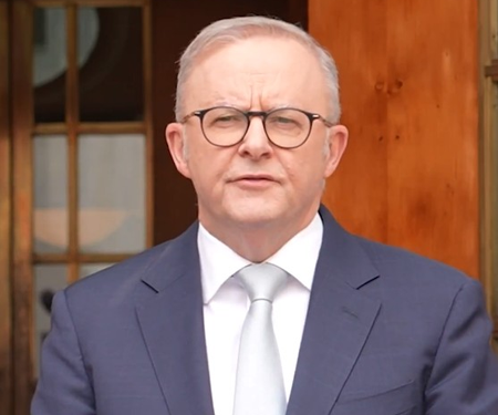 Australia Expels Iranian Ambassador Over Antisemitic Attacks Directed by Tehran