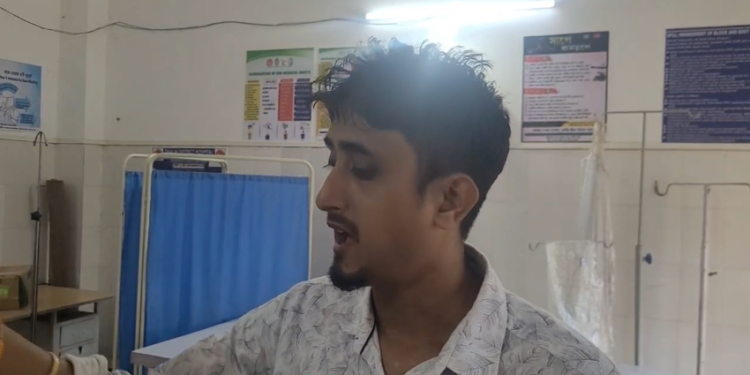Teacher Injured After Collision with District Magistrate’s Convoy in Dhalai