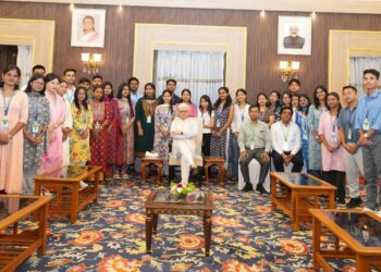 Governor urges innovation, sustainability in agriculture