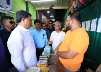 CM: GST Reforms Bring Happiness to Buyers, Sellers