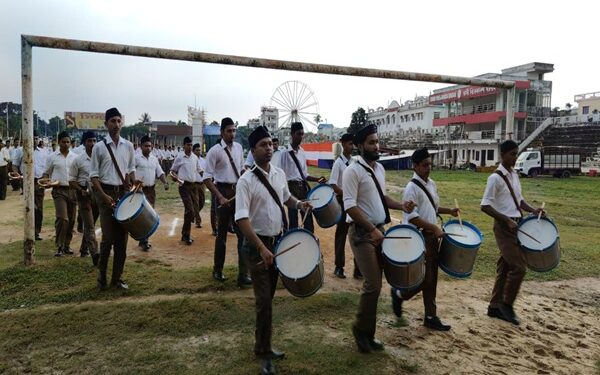 RSS holds grand Path Sanchalan in Agartala on Mahalaya