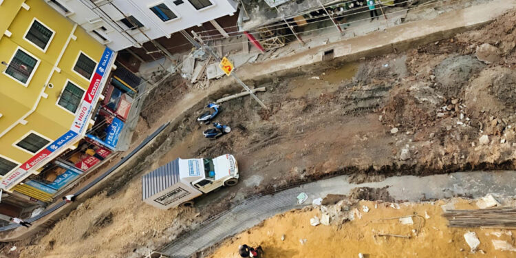 Agartala Choked by Traffic Chaos Amid Ongoing Drain Construction