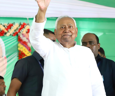 Bihar clears 129 proposals, hikes DA & scholarships pre-poll