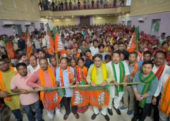 339 voters join BJP in Mandai; welcomed by CM Saha, Rajib