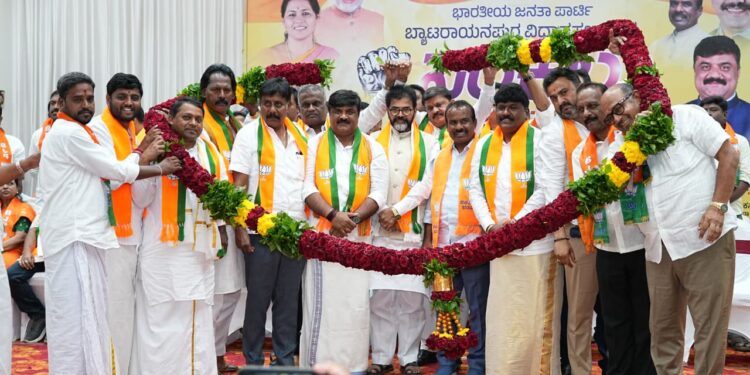 Congress split Kempegowda’s dream into five parts: Narayanaswamy