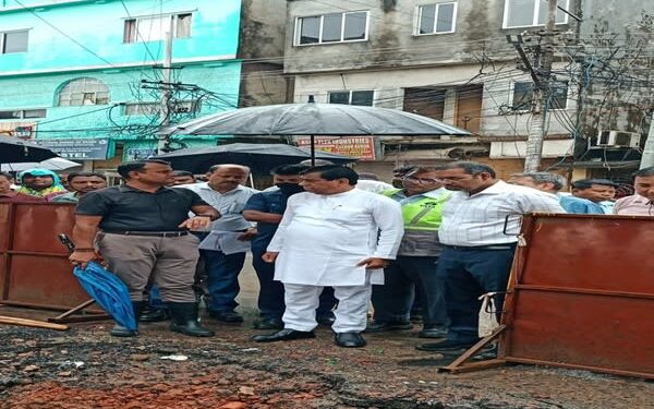Agartala Mayor inspects drainage works under Smart City plan