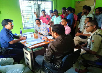 Drivers gherao NHIDCL office in Amarpur over bad roads