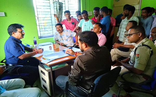 Drivers gherao NHIDCL office in Amarpur over bad roads