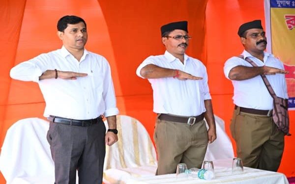 RSS marks 100 years on Vijaya Dashami; minister hails its role