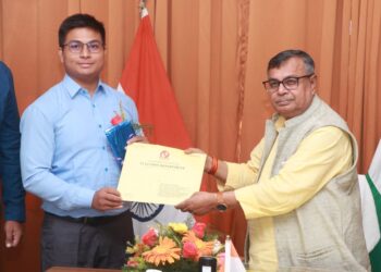 Power Minister hands over three appointment letters