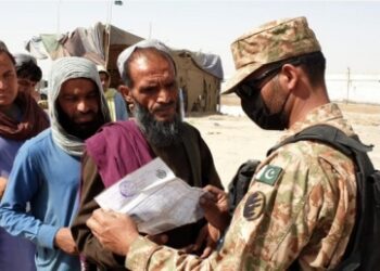 Rights Groups Urge Pakistan to Free Detained Journalist Hamnawa