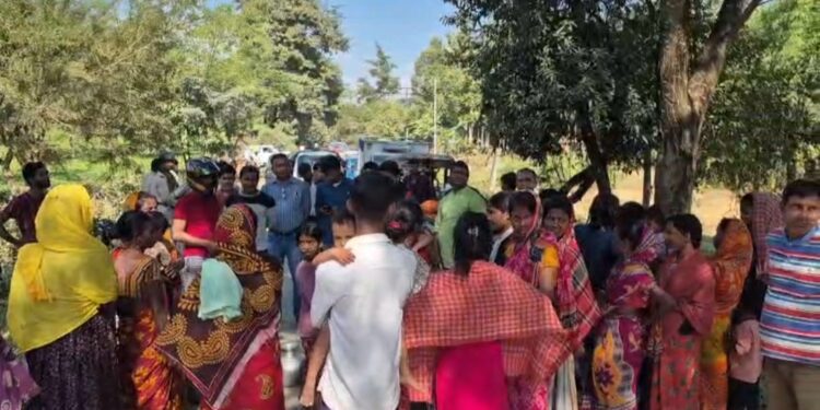 Women block Agartala–Dharmanagar road over severe water crisis