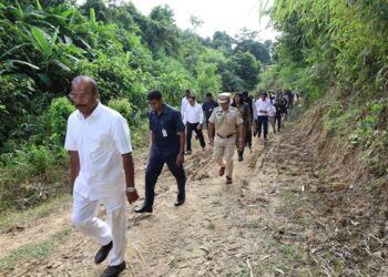 Governor Indra Sena Reddy visits remote border village in Dhalai