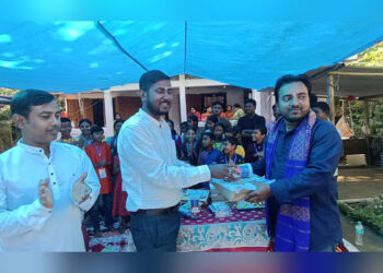 Dharmanagar Teachers Support Underprivileged Kids with Meals, Education