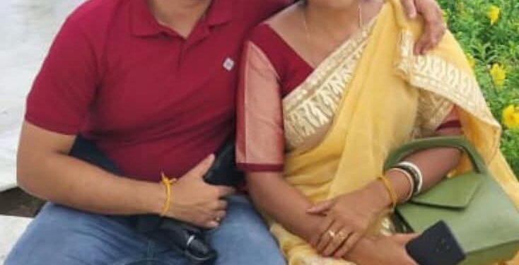 Opposition’s Jitendra Choudhury Visits Kin of Doctor Killed in UP