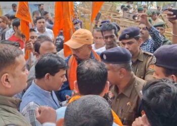 Sanatani Hindu Sena Protests in Agartala Over Bangladesh Lynching