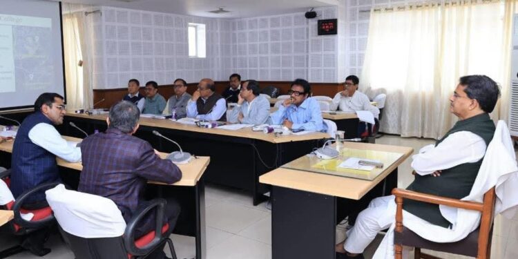 Tripura to Set Up Ayurveda, Homeopathy Colleges with ₹140 Cr