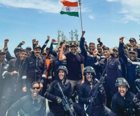 Kartik Aaryan Celebrates Republic Day with Indian Armed Forces, Shares Message of Unity and Pride