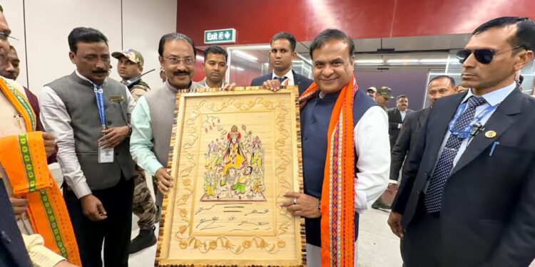 Assam CM Himanta Biswa Sarma visits Tripura Sundari Temple