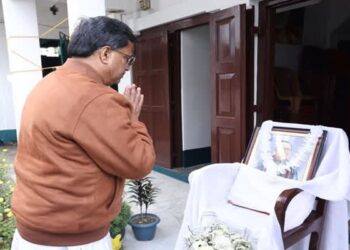 CM Manik Saha Flags Truck Overloading Issue, Reviews Law and Order in North Tripura