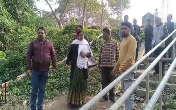 First Makar Sankranti Snan, Poush Mela unite two towns