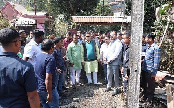 CM Manik Saha Extends Rs 1.20 Lakh Aid to Fire-Affected Family in Bordowali