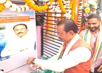 Rajya Sabha MP Rajib Bhattacharjee Inaugurates RO Water Purification Project at Math Chowmuhani Bazaar