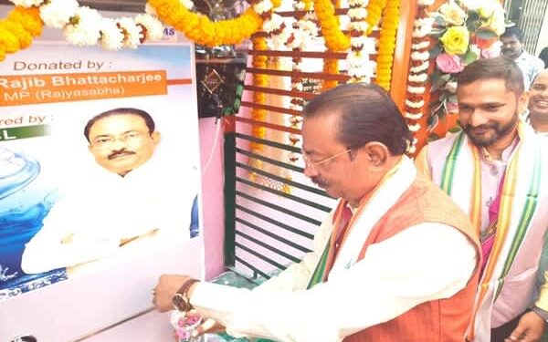 Rajya Sabha MP Rajib Bhattacharjee Inaugurates RO Water Purification Project at Math Chowmuhani Bazaar