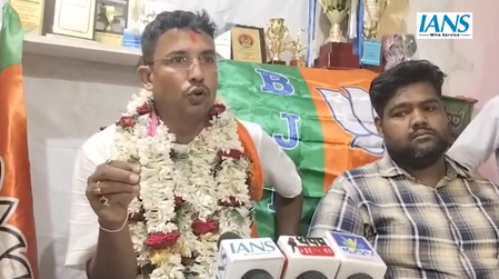 Ex-TSR Jawan Tarak Saha Enters Bengal Poll Fray, BJP Fields Him from Swarupnagar