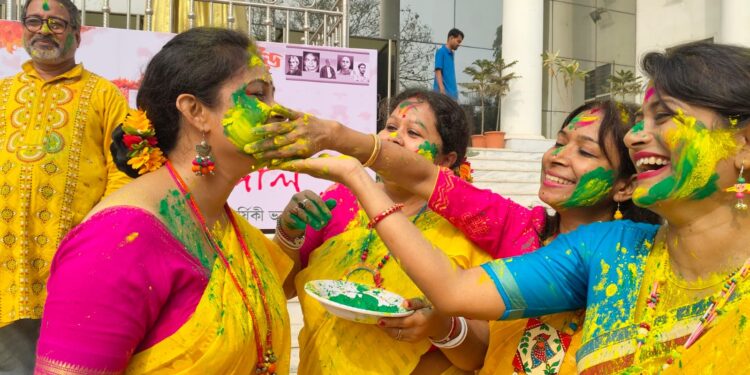 Agartala Celebrates Dol Purnima with Devotion and Cultural Fervour Ahead of Holi