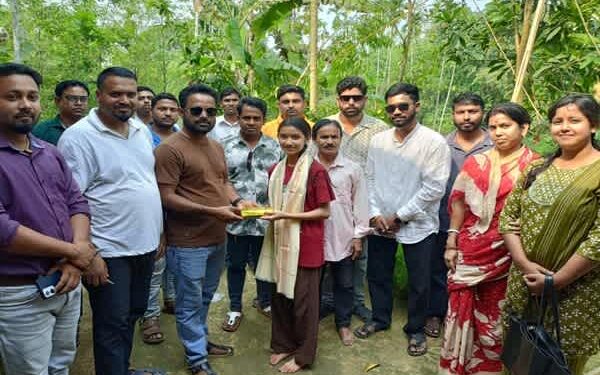 Youth Morcha Felicitates CBSE Toppers in Kadamtala