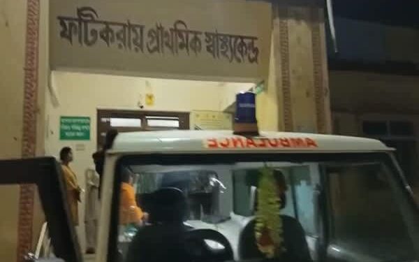 Radhanagar wall collapse kills 5-year-old, brother critical