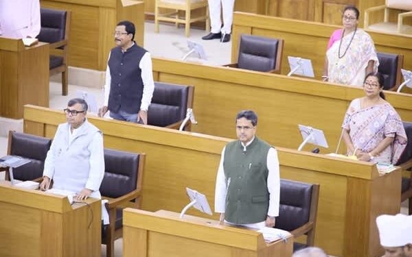 Tripura Assembly pays tribute to Debbarma, Asha Bhosle