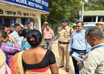 High-level team reviews law & order in Mandwi post-ADC