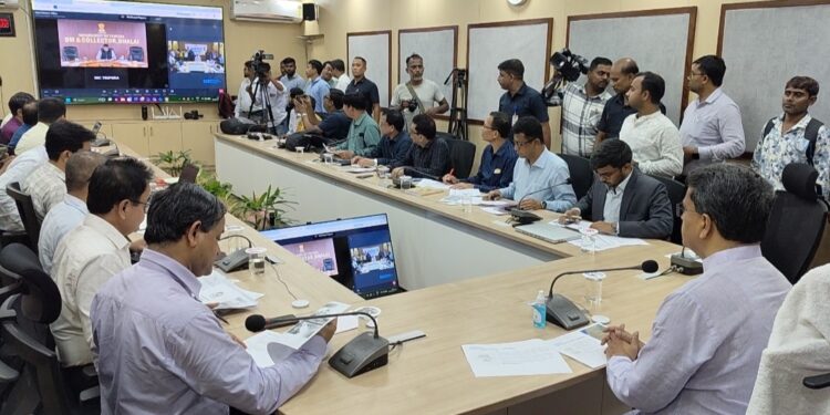 CM Manik Saha Directs Stronger Administrative Action on Welfare, Healthcare and Law Enforcement