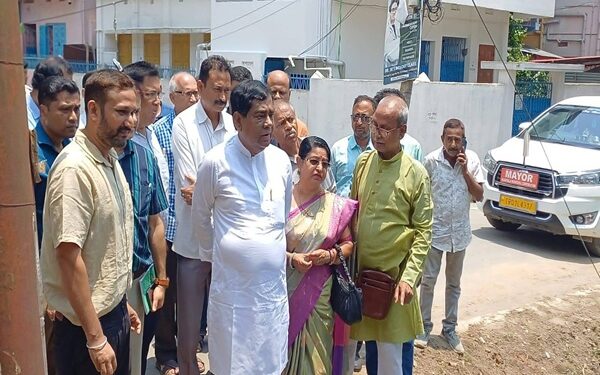 Dipak Majumder Inspects Ward 23 Civic Works