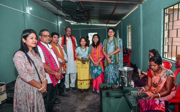 Durgadas Uikey Meets SHG Women Entrepreneurs in Unakoti