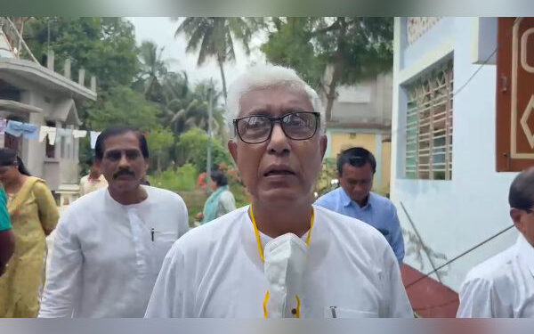 Manik Sarkar Alleges Political Violence Reflects Weakness of Ruling Party