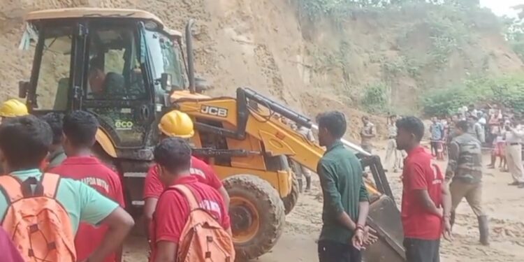 Two Youths Killed in Soil Collapse at Chakmaghat; Delay in Disaster Response Alleged