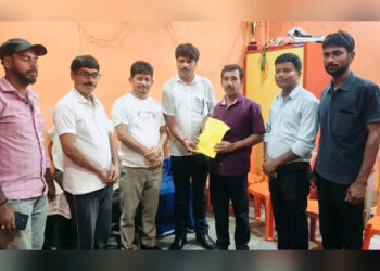 Kalyanpur committee gives Rs 50,000 aid to ailing girl