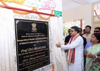 CM inaugurates 15 development projects in Dhalai