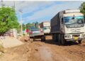 Lorry stuck on NH-08 triggers massive traffic jam in Tripura