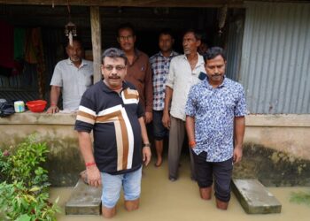 Boxanagar MLA Visits Flood-Hit Villages