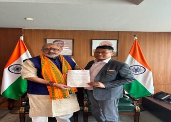 Tripura Seeks Centre’s Backing for Textile Growth