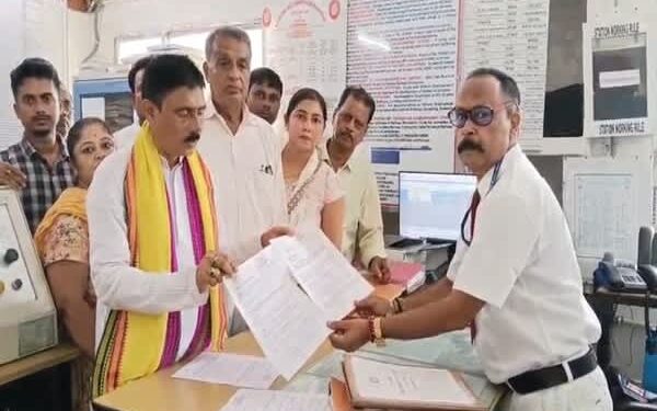 MLA Jahar Chakraborty Seeks Better Train Access, Longer Stoppage at Dharmanagar
